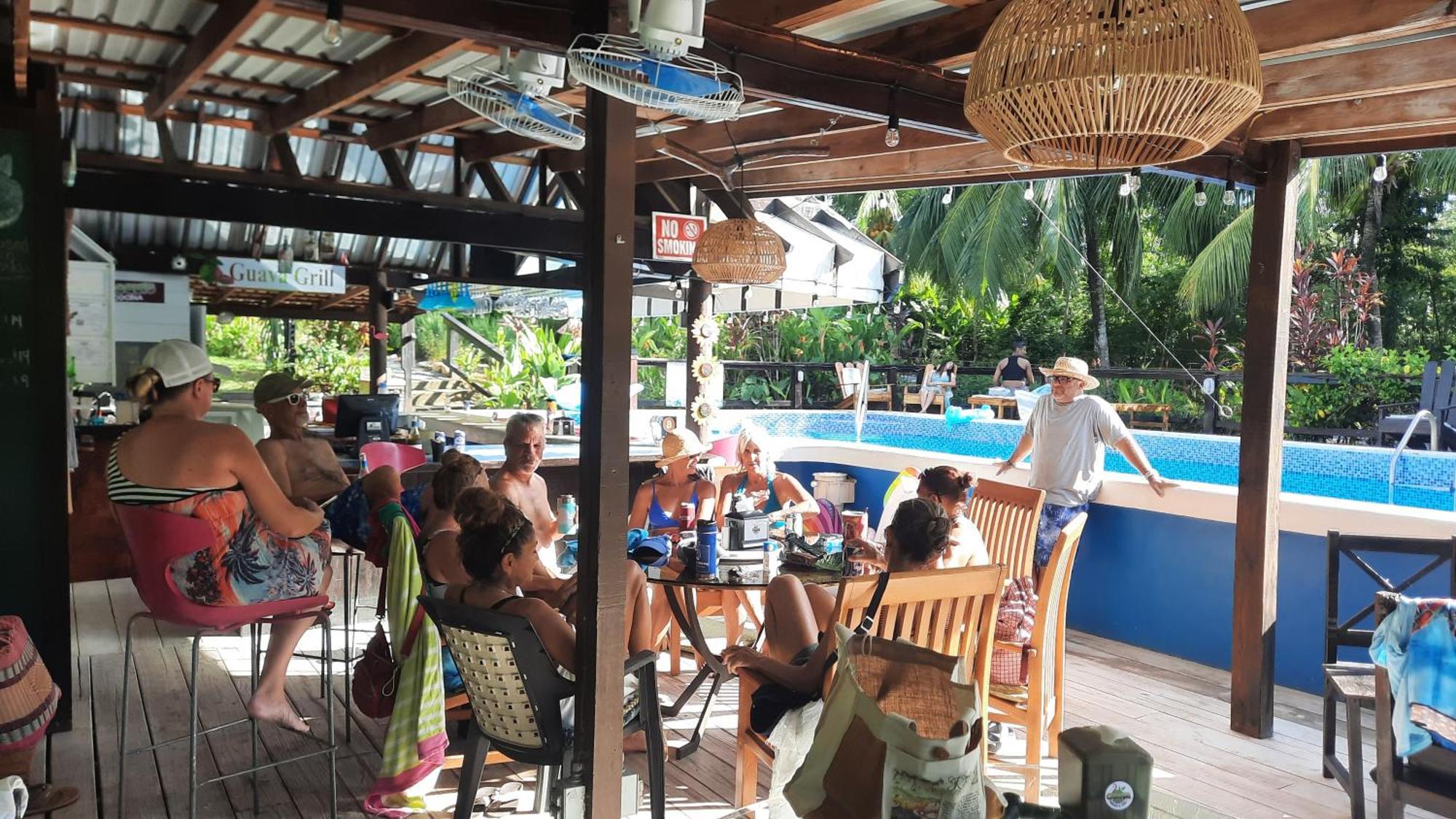 Guava Grove Resort & Villas Sandy Bay エクステリア 写真