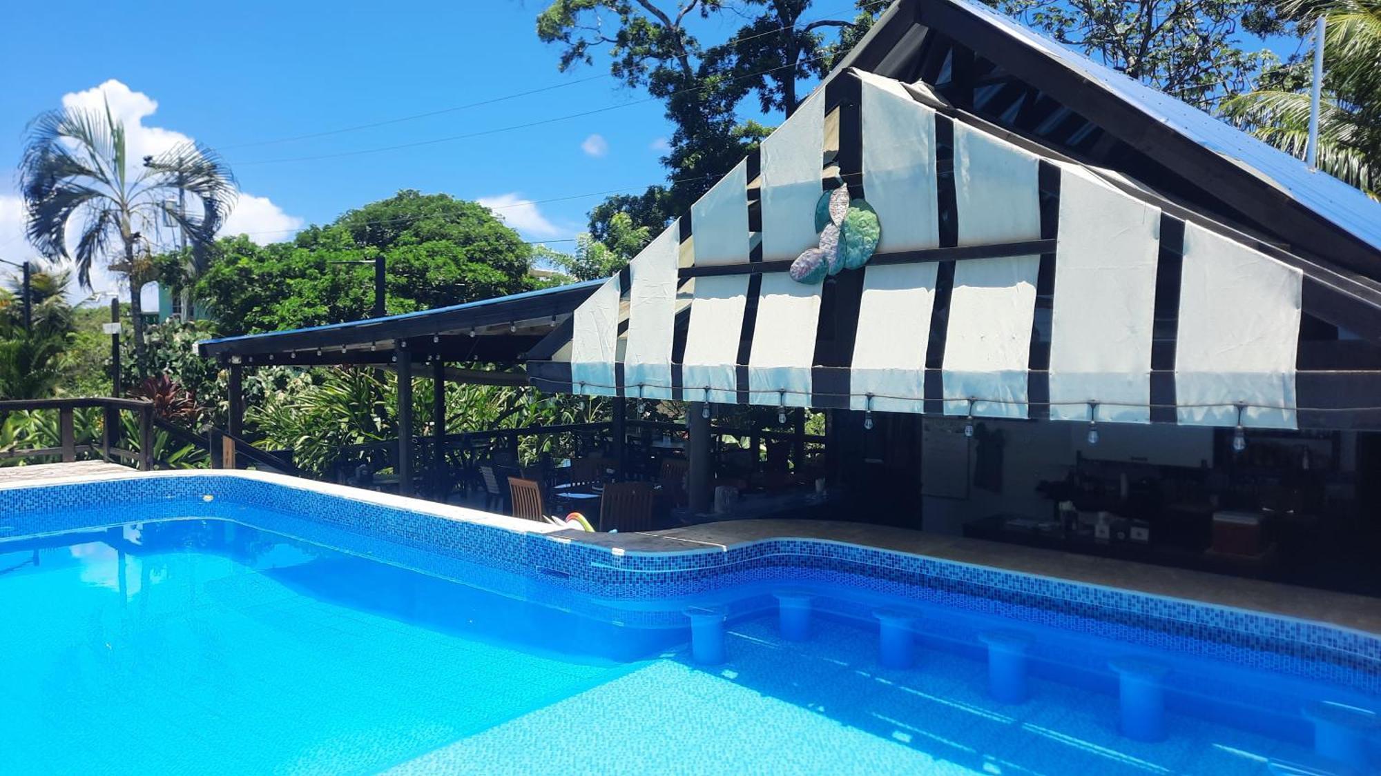 Guava Grove Resort & Villas Sandy Bay エクステリア 写真