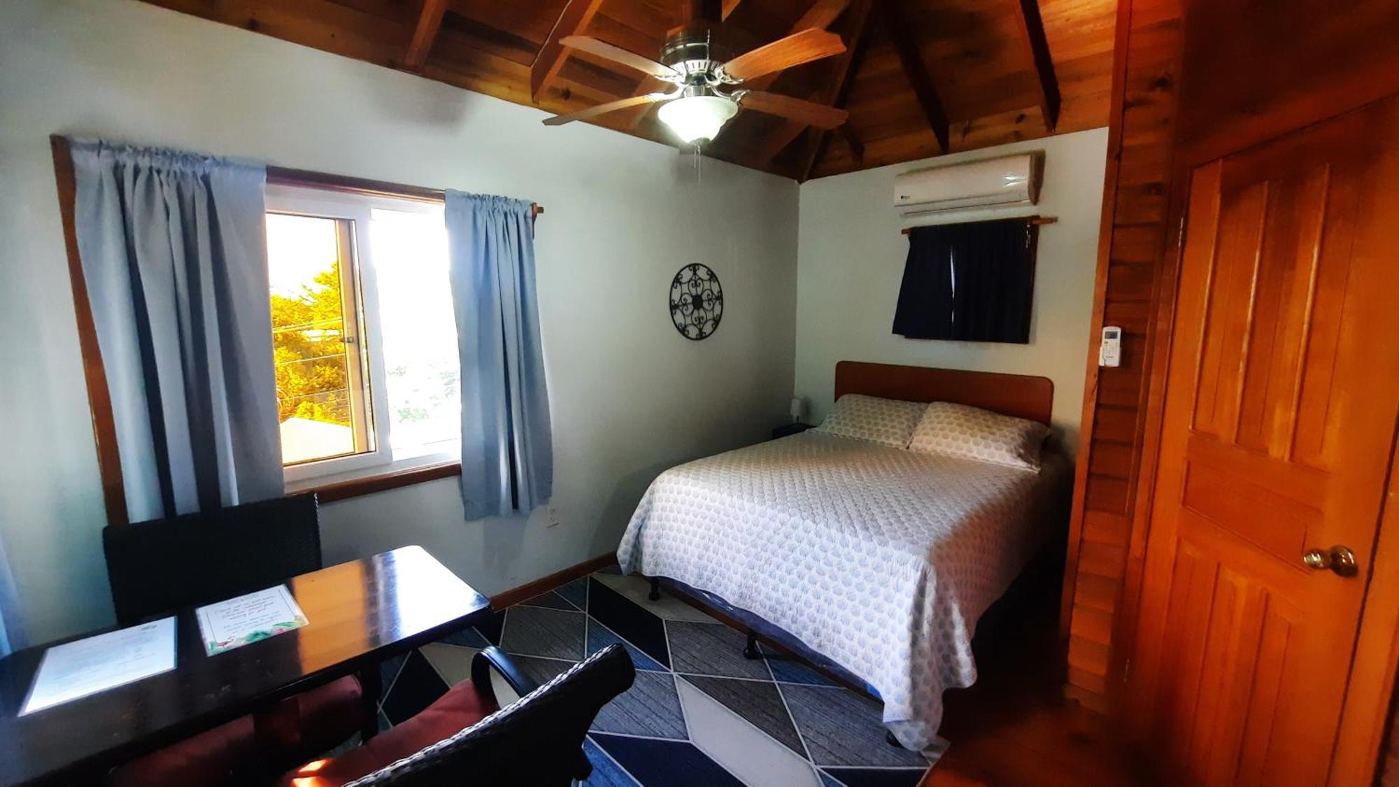 Guava Grove Resort & Villas Sandy Bay エクステリア 写真
