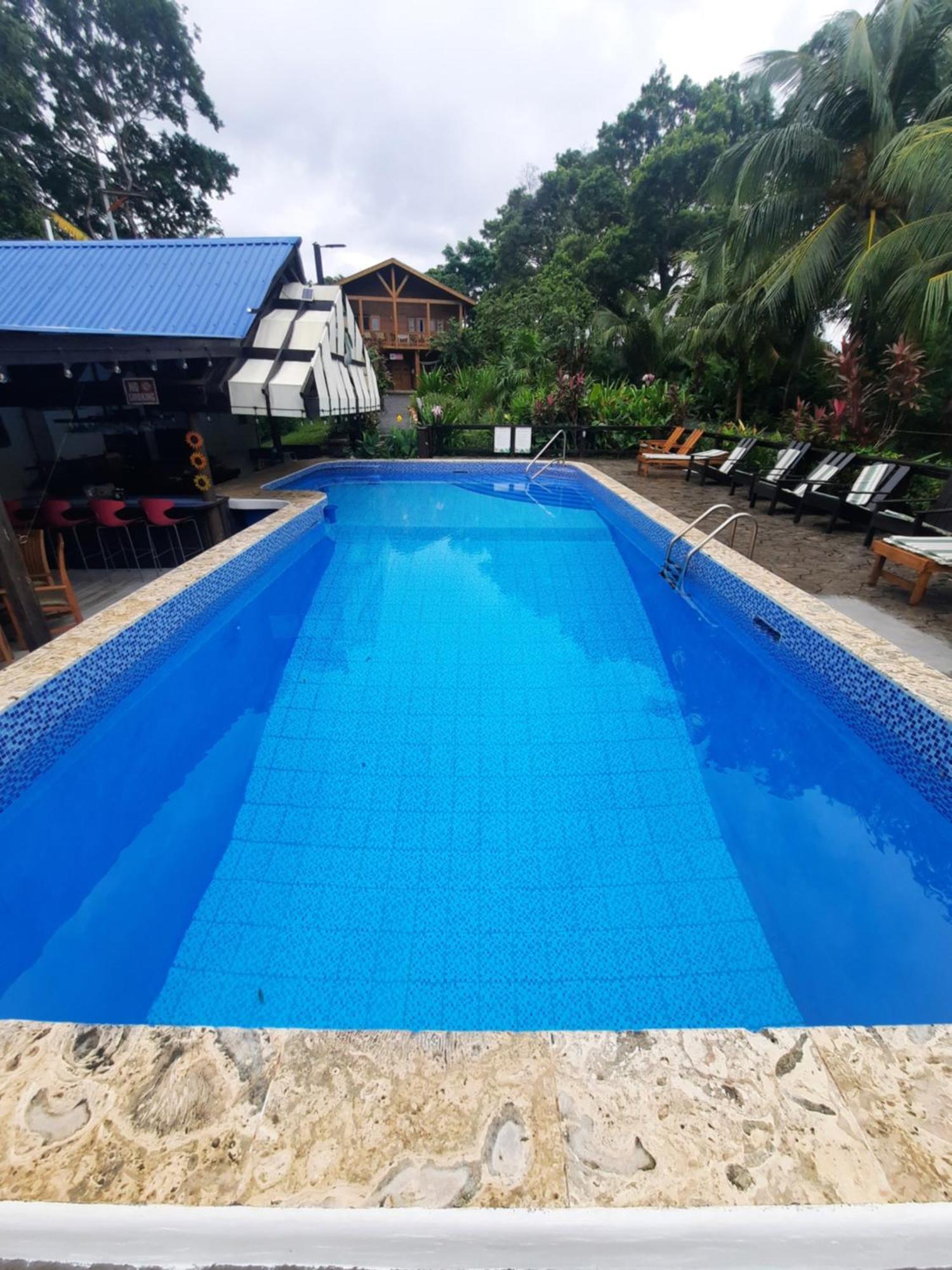 Guava Grove Resort & Villas Sandy Bay エクステリア 写真